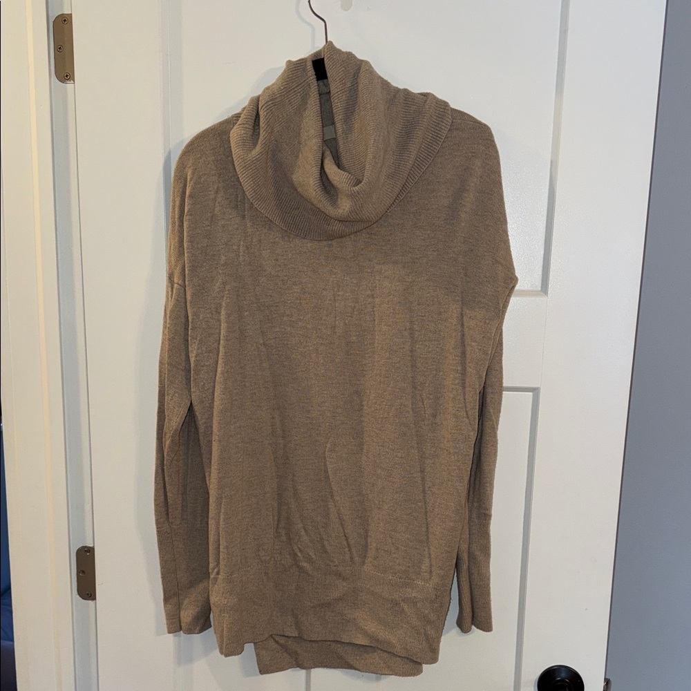 Loft Beige Women's Sweater